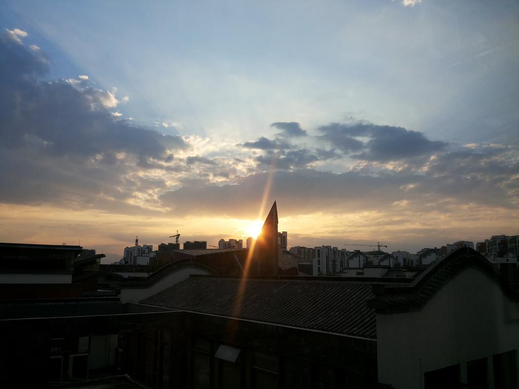 Huangshan Daylight International Youth Hostel Tunxi Номер фото
